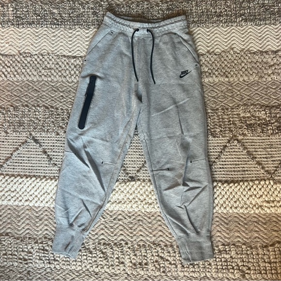 Nike Tech Fleece Tracksuit Set Women Gray Hoodie Joggers Small Medium Athleisure - Picture 7 of 12